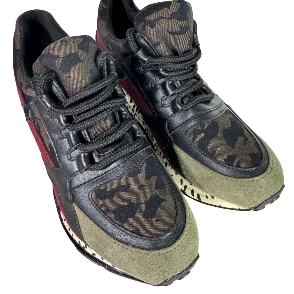 Steve Madden Barra Sneakers Womens 7M Camo Animal Print Mixed‎ Media BARA01S1 - Picture 2 of 9